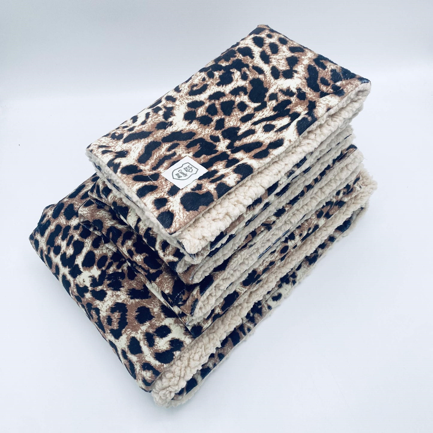 ComfyRug Cheetah vanntett hundeteppe - Hundetepper